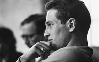 American actor Paul Newman (1925-2008) listening to an unseen speaker at the Actors Studio in the Manhattan borough of New York City, New York, circa 1955. (Photo by Ed Feingersh/Pix/Michael Ochs Archives/Getty Images)