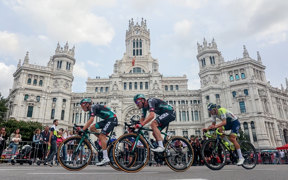 Vuelta di Spagna 2024, trionfa Roglic. Küng vince la tappa finale di