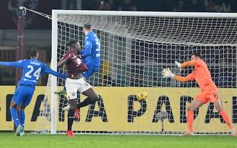 Torino's Duvan Zapata score the gol (1-0) during the italian Serie A soccer match Torino FC vs Empoli FC at the Olimpico Grande Torino Stadium in Turin, Italy, 16 december 2023 ANSA/ALESSANDRO DI MARCO
