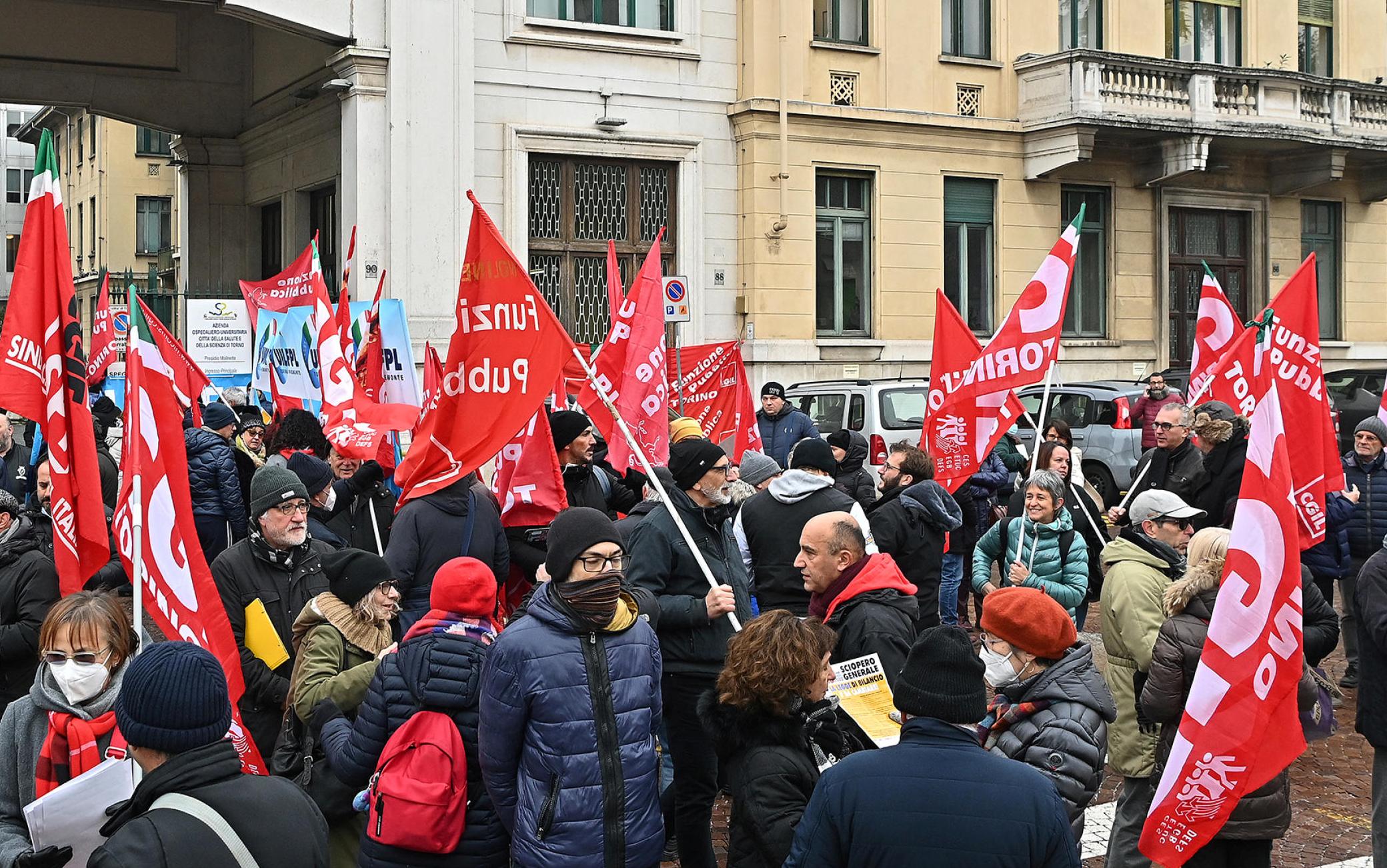 Sciopero generale pubblico impiego il 17 novembre stop scuola e sanità