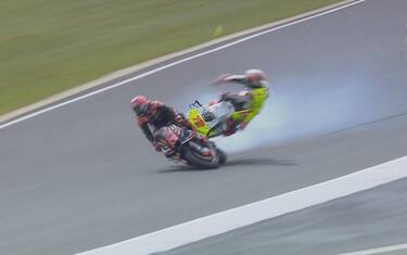 INCIDENTE PAUROSO TRA VINALES E BEZZECCHI