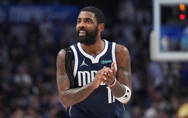 KYRIE FA DI TUTTO