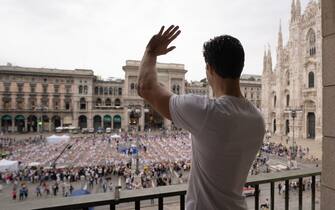 roberto bolle ondance milano duomo ballo in bianco roberto bolle ondance milano duomo ballo in bianco