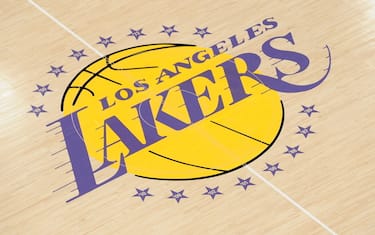 5. LOS ANGELES LAKERS