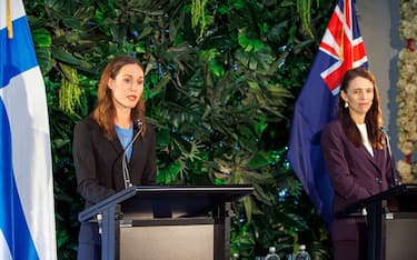 AUCKLAND, NEW ZEALAND - NOVEMBER 30: (L-R) Sanna Marin, Prime Minister of Finland and Prime Minster of New Zealand Jacinda Ardern speaking at a media conference on November 30, 2022 in Auckland, New Zealand. Marin is in New Zealand for a three-day visit, which comes after Ardern's government signed a free trade agreement with the European Union. (Photo by Dave Rowland/Getty Images)