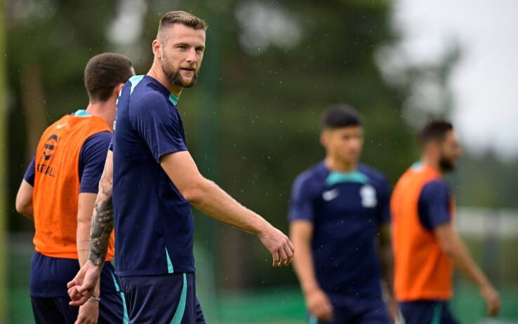 Inter, gelo con l'agente di Skriniar. PSG già a gennaio? Da cosa dipende