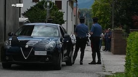Omicidio a Gemona, 35enne ucciso in casa e fatto a pezzi