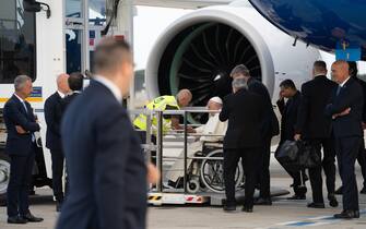 GMG: Papa Francesco in partenza da Fiumicino per Lisbona. Fiumicino, 2 Agosto 2023. ANSA/TELENEWS