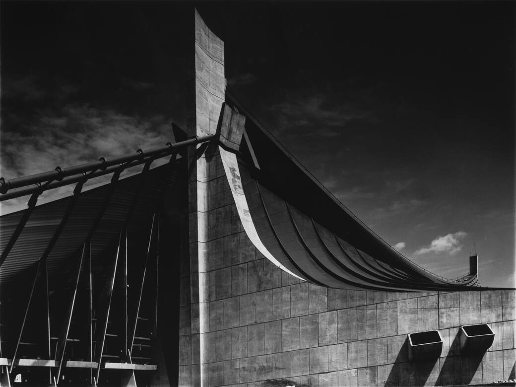 02-Yoyogi_National_Gymnasium-Kenzo_Tange_-_Yasuhiro_Ishimoto.jpg