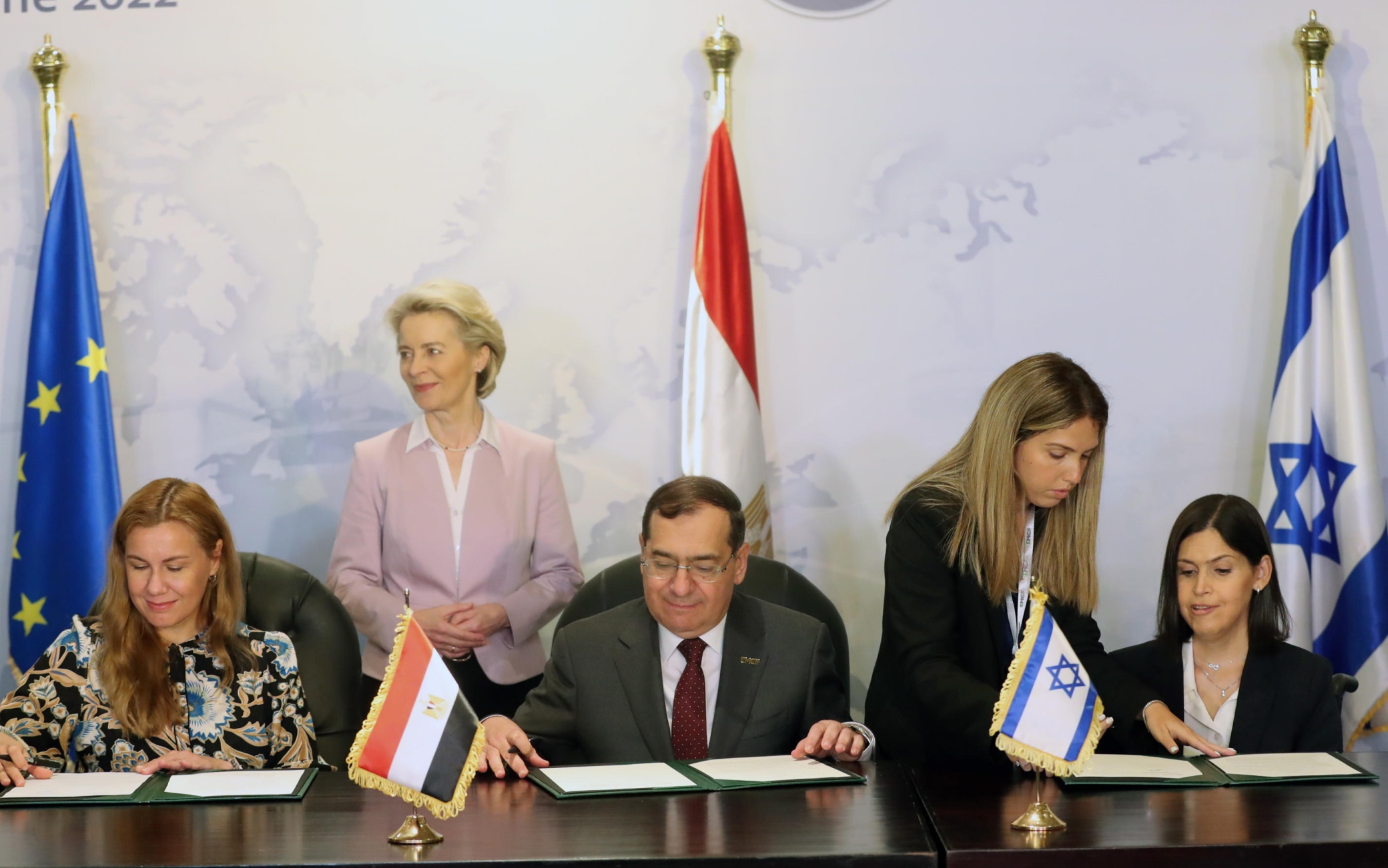 Ue, Egitto e Israele hanno firmato un memorandum per il trasporto di gas