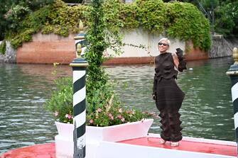 Venezia, 80th Venice Film Festival 2023, Malika Ayane arriva all Excelsior hotel