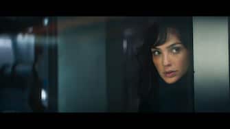 HEART OF STONE. Gal Gadot as Rachel Stone in Heart of Stone. Cr. Courtesy of Netflix © 2022. 
