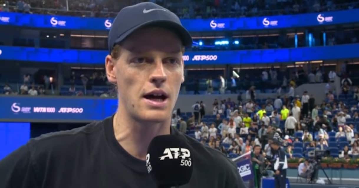 https://static.sky.it/editorialimages/36d15c7a5908574cb8d807b99fea7aa7e6e5e2ab/skysport/it/tennis/video/2025/09/25/sinner-atp-pechino-intervista-1038565/sinner_og_4.jpg?im=Resize,width=1218