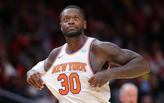 ATLANTA, GEORGIA - OCTOBER 27:  Julius Randle #30 of the New York Knicks reacts after hitting a three-point basket in the final seconds of the fourth quarter against the Atlanta Hawks at State Farm Arena on October 27, 2023 in Atlanta, Georgia.  NOTE TO USER: User expressly acknowledges and agrees that, by downloading and/or using this photograph, user is consenting to the terms and conditions of the Getty Images License Agreement.  (Photo by Kevin C. Cox/Getty Images)