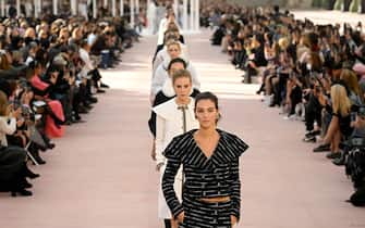03-chanel-2025-paris-fashion-week-getty - 1