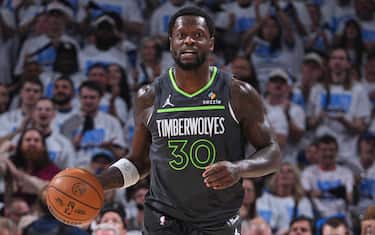 JULIUS RANDLE DURA UN TEMPO