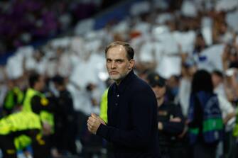 epa11327725 Bayern Munich coach Thomas Tuchel looks on during the Champions League semifinal second leg soccer match between Real Madrid and Bayern Munich, in Madrid, Spain, 08 May 2024.  EPA/JUANJO MARTIN