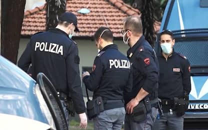 Milano, sgombero in casa Aler occupata: fermate 4 persone. VIDEO