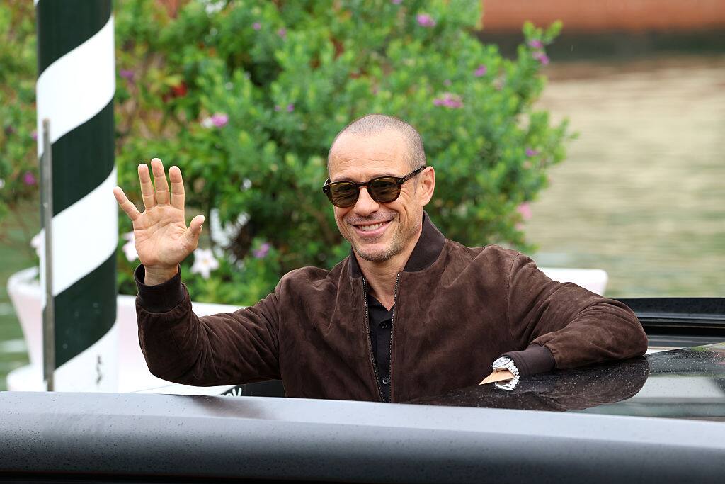 Stefano Accorsi al Lido per la 82ª Mostra del Cinema
Stefano Accorsi Stefano Accorsi