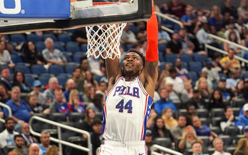 Orlando, Florida, USA, November 27, 2022, Philadelphia 76ers Small Forward Paul Reed #44 makes a dunk during the second quarter at the Amway Center.  (Photo by Marty Jean-Louis/Sipa USA)