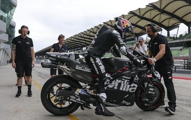 APRILIA A UNA SOLA 'PUNTA'