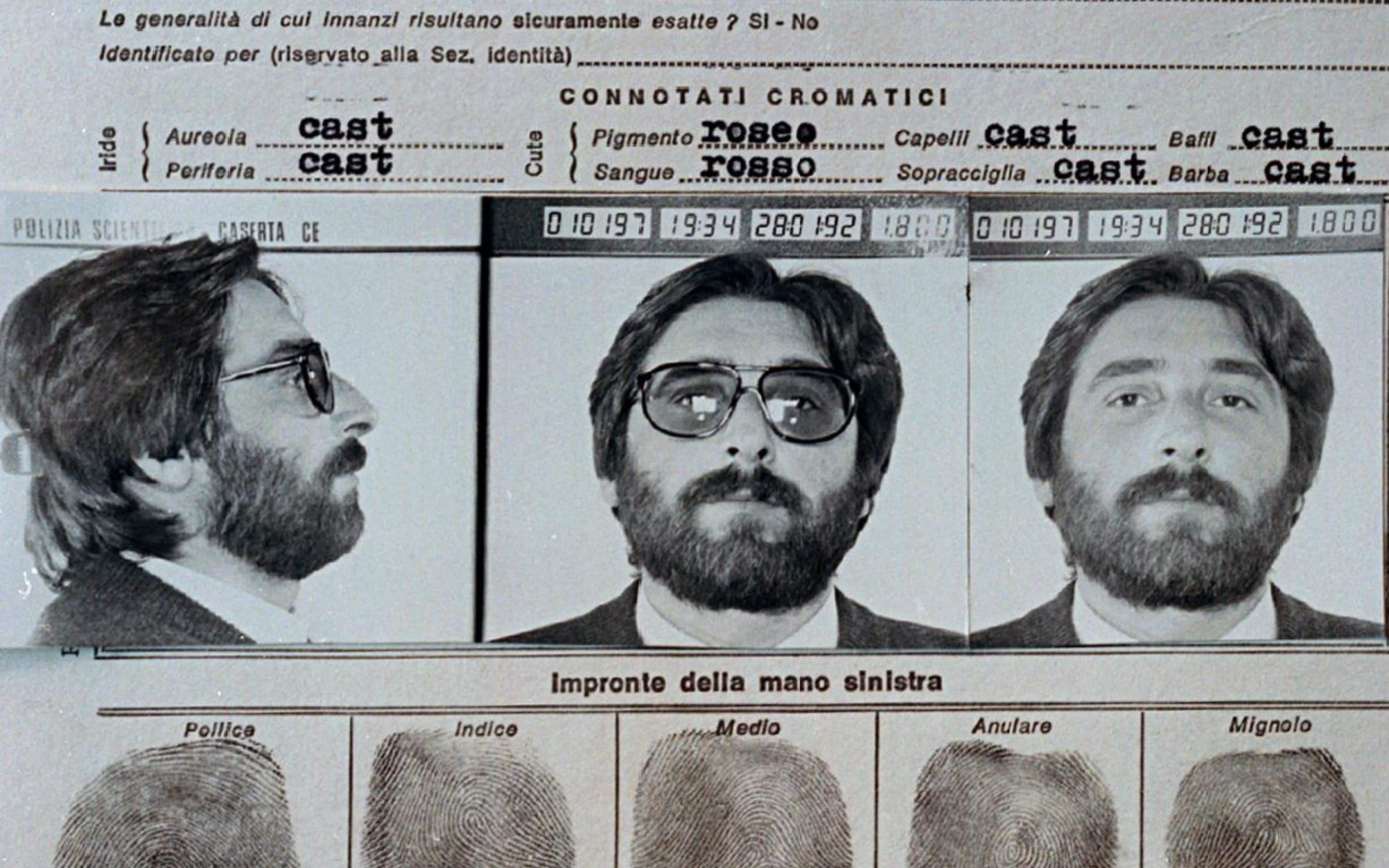 ++++RPT CORRETTA ++++  A10 -   11/07/98 - ROMA - CRO: CAMORRA: ARRESTATO IL BOSS ''SANDOKAN'' - L'ultimo rilievo fotografico di Francesco (RPT  FRANCESCO)  Schiavone  detto  "  Sandokan " , Boss dell'omonimo clan operante nel casertano. Beneficiario della liberta' vigilata  fece perdere le sue tracce dandosi ad una lunga latitanza (durata fino a stamane), durante la quale ha  anche avuto due figli dalla moglie. CIRO FUSCO/ANSA