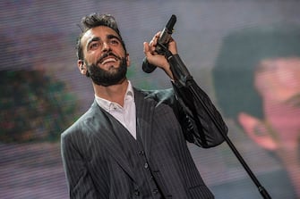 LUCCA, ITALY - JULY 23:  Marco Mengoni performs at Lucca Summer Fest on July 23, 2016 in Lucca, Italy.  (Photo by Francesco Prandoni/Redferns)