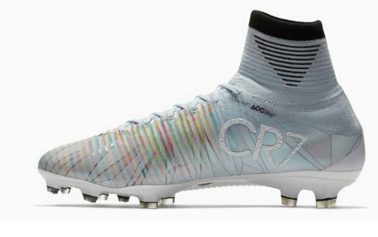Cristiano Ronaldo i nuovi scarpini ispirati ai diamanti Sky Sport