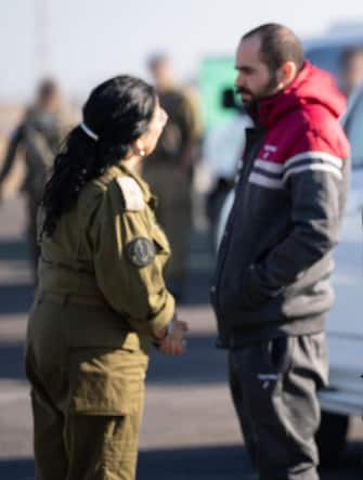 Primo incontro con soldati Idf degli ostaggi