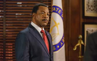 CHICAGO JUSTICE -- "Friendly Fire" Episode 110 -- Pictured: Carl Weathers as Mark Jefferies -- (Photo by: Parrish Lewis/NBC)