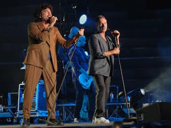 Francesco Renga e Nek (Filippo Neviani)  during  RENGA NEK 2023 TOUR , Italian singer Music Concert in Verona, Italy, September 05 2023