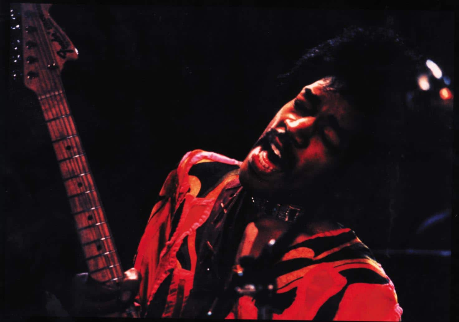 jimi-hendrix-isleofwight-gui.jpg