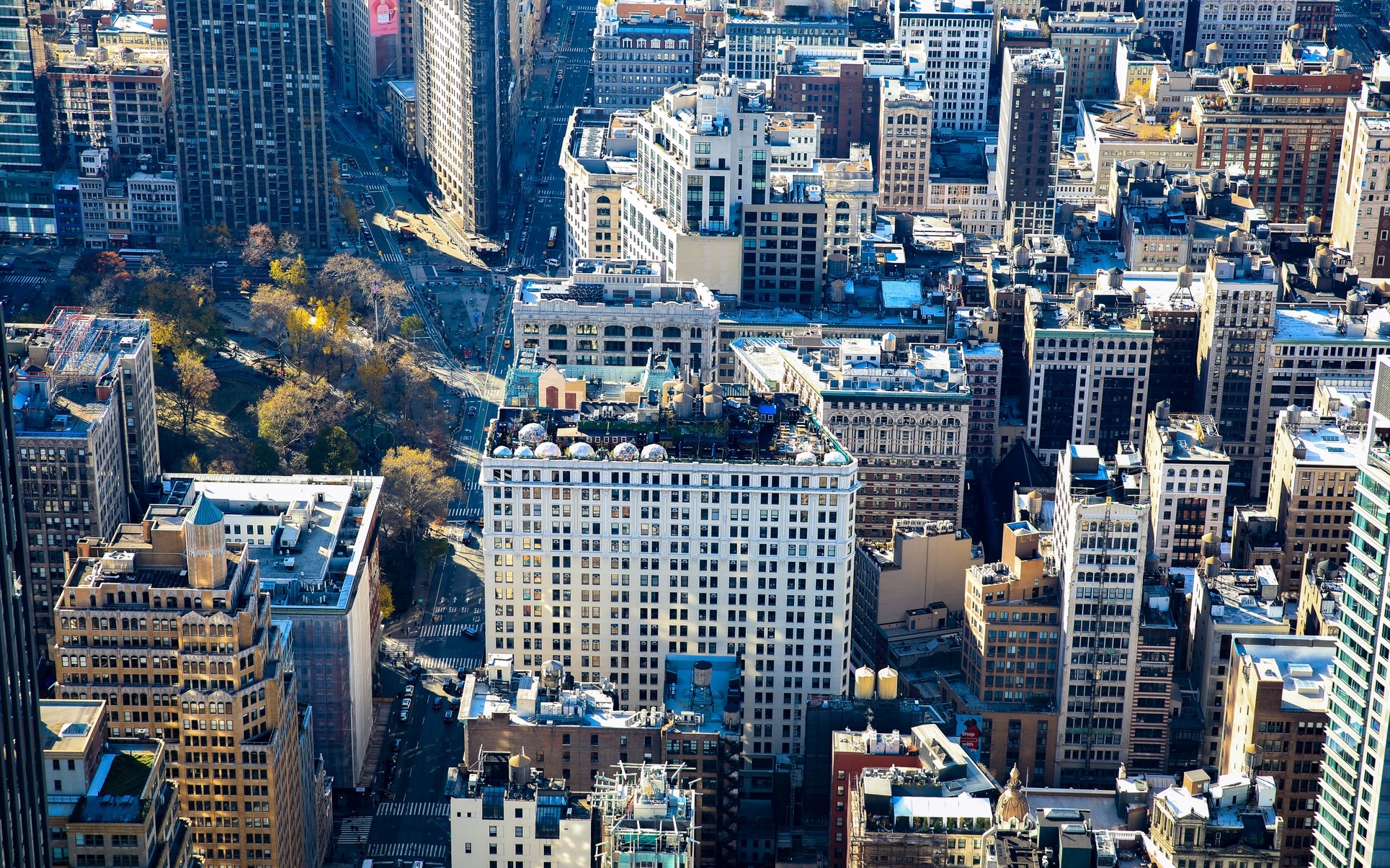 neve sullo skyline di new york