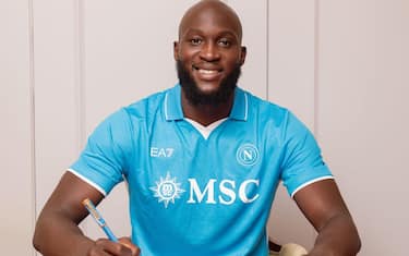 6) ROMELU LUKAKU