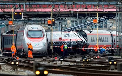 Eurocity deragliato a Lucerna, traffico resta interrotto 