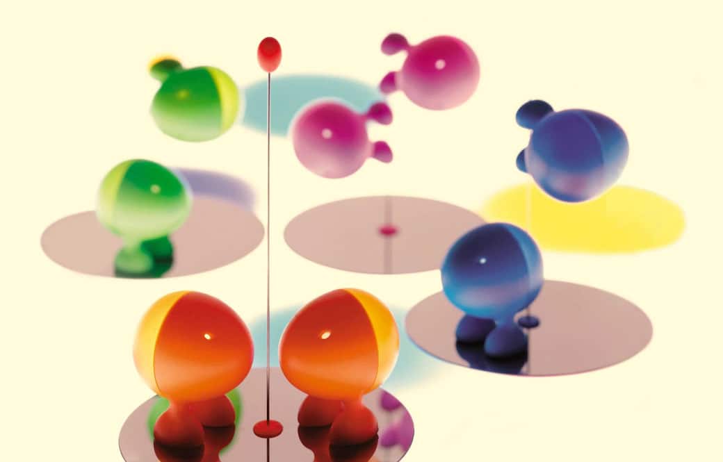 Stefano_Giovannoni_Lilliput_1993_prodotti_da_Alessi_spargisale_e_spargipepe_in_resina_termoplastica_e_acciaio_-_©_Giovannoni_Design_Milano.jpg
