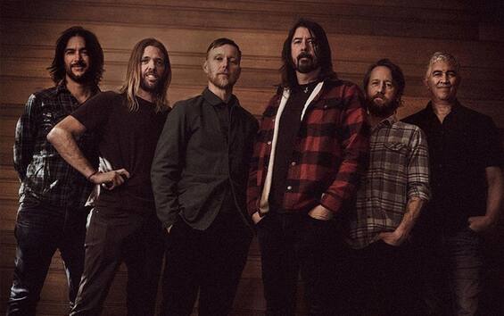Foo Fighters, arriva 'Hail Satin' album di cover dei Bee Gees