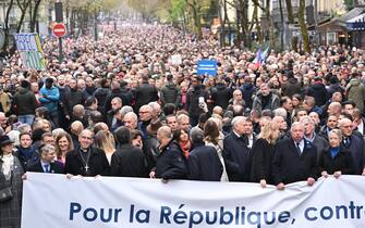 parigi corteo antisemitismo