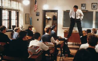 Robin Williams nel film L'attimo fuggente