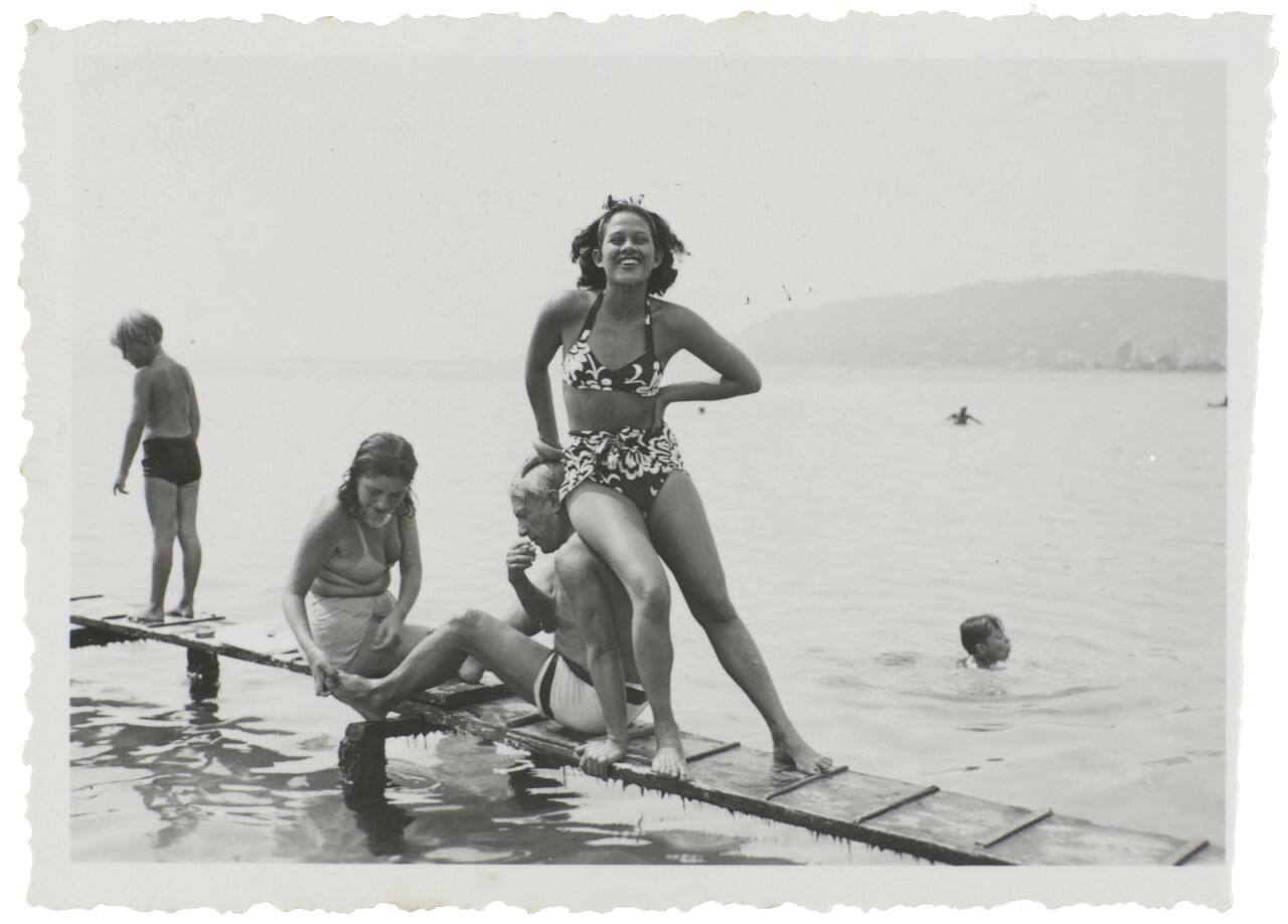 GAROUPE-PHOTOS_Grand_Palais_Ady_Fidelin_Picasso_Dora_Maar_1937.jpg