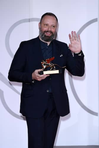 80th Venice Film Festival 2023, Cerimonia della premiazione - Awards ceremony . Pictured: LEONE D’ORO per il miglior film a: POOR THINGS
di Yorgos Lanthimos