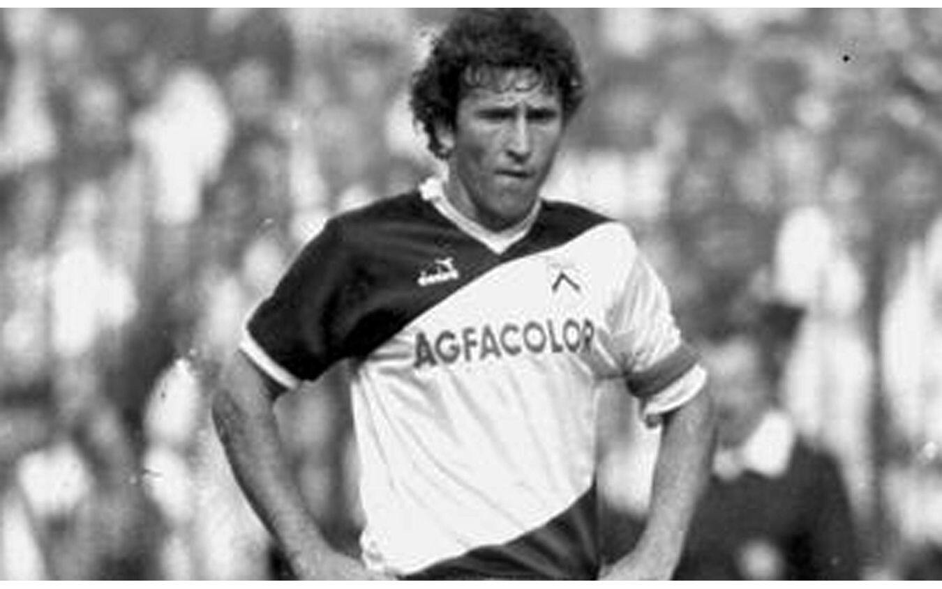 Udinese la nuova maglia per le partite in casa ispirata a quella di Zico. LE FOTO Sky Sport