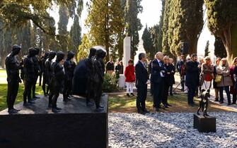 Brescia, monumento in memoria delle vittime del Covid