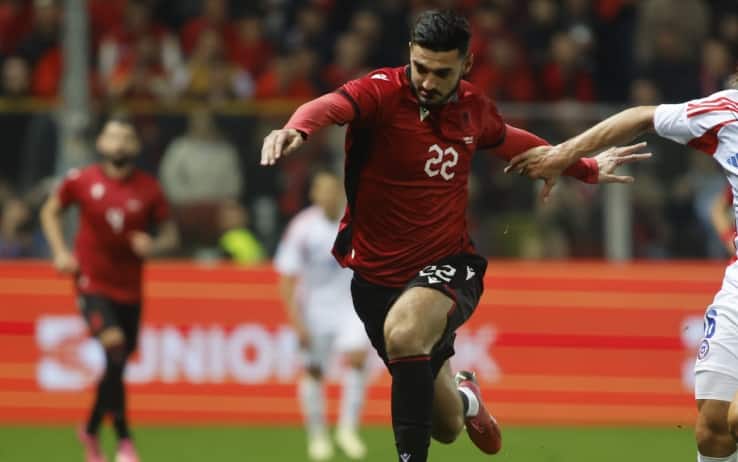 ميلان يتابع بروجا: كشاف من النادي يحضر مباراة إيطاليا ضد ألبانيا لمراقبته عن كثب