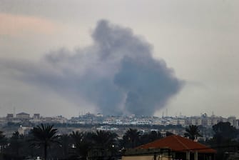 epa11147894 Smoke rises following Israeli air strike during a military operation in Khan Younis town, southern Gaza Strip, 12 February 2024. According to the Palestinian Health Ministry, more than 60 people have been killed and over 230 others have been injured in the airstrikes carried out by the Israeli military. According to a statement released by the Israeli Defense Forces (IDF), two Israeli hostages were rescued during an overnight operation in Rafah. More than 28,300 Palestinians and over 1,300 Israelis have been killed, according to the Palestinian Health Ministry and the Israel Defense Forces (IDF), since Hamas militants launched an attack against Israel from the Gaza Strip on 07 October 2023, and the Israeli operations in Gaza and the West Bank which followed it.  EPA/MOHAMMED SABER