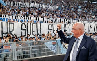 Sven-Goran Eriksson during a tribute before the Italian Serie A soccer match between Lazio and Sassuolo at the Olimpico stadium in Rome, Italy,, Rome 25 May 2024. ANSA/FABIO FRUSTACI


