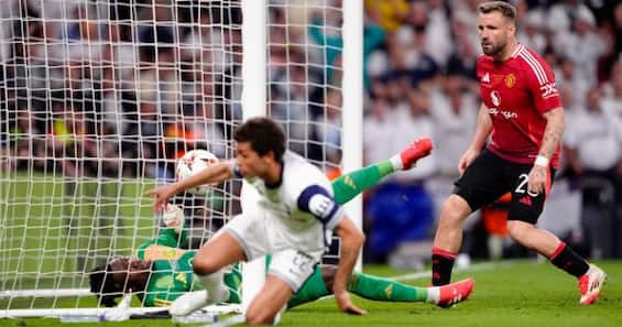 https://static.sky.it/editorialimages/3dbecf539ef11e78a3875a44699dec3cd9e61f9e/skysport/it/calcio/europa-league/video/2025/05/21/tottenham-manchester-united-gol-johnson-autogol-shaw-video/getty_finale_europa_league_foto_og.jpg?im=Resize,width=565