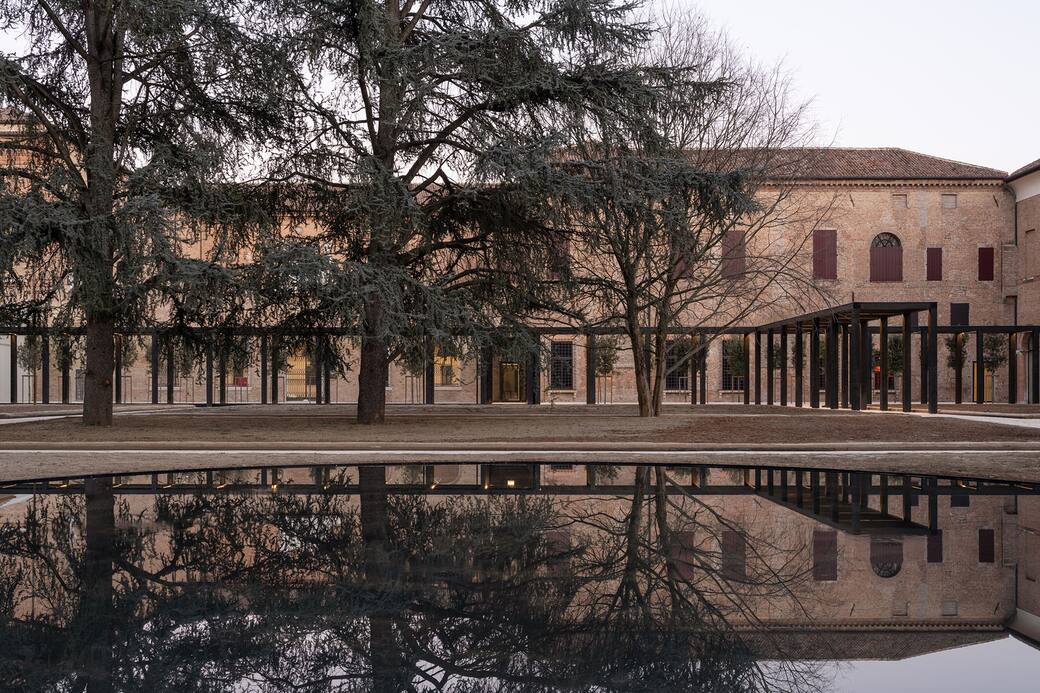 Labics_-_Palazzo_dei_Diamanti_-_PH_5082_-_photo_©_Marco_Cappelletti_courtesy_Labics_LR_3000px.jpg