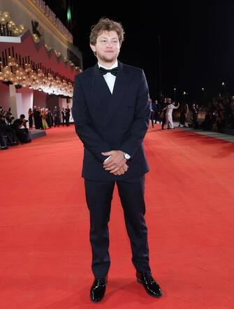 37-Anthony-Bajon-venezia-red-carpet-getty - 1
