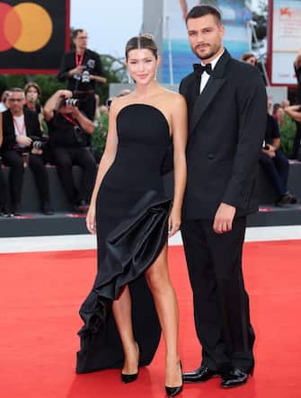23-andrea-zelletta-paragoni-venezia-2024-look-getty - 1